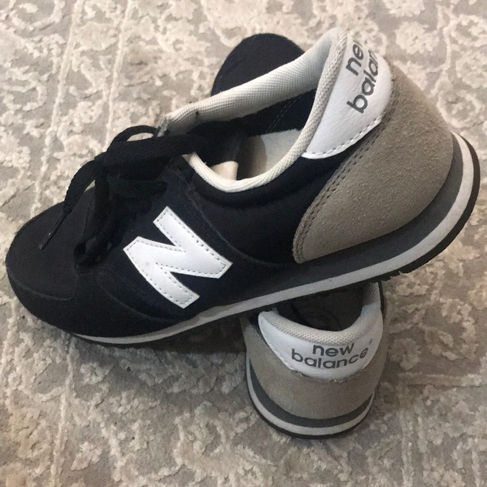 New Balance 420 Black and gray with black sole.